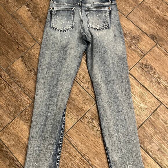 Judy Blue‎ Distressed Skinny Boyfriend Fit Jeans Women’s Size 5/27 - Picture 2 of 6